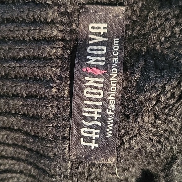 Fashion Nova Woman's Zip Down Sweater With From My Zipper Pockets, Size: S - Picture 5 of 7